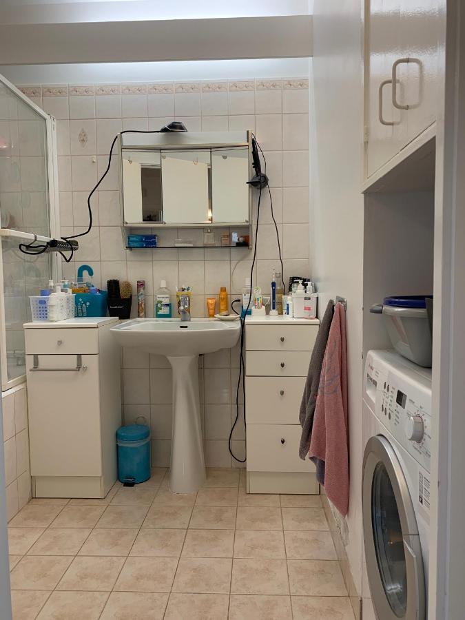 Jolie Chambre Privee A Dans Appart De 75m2 Accommodatie bij particulieren *
